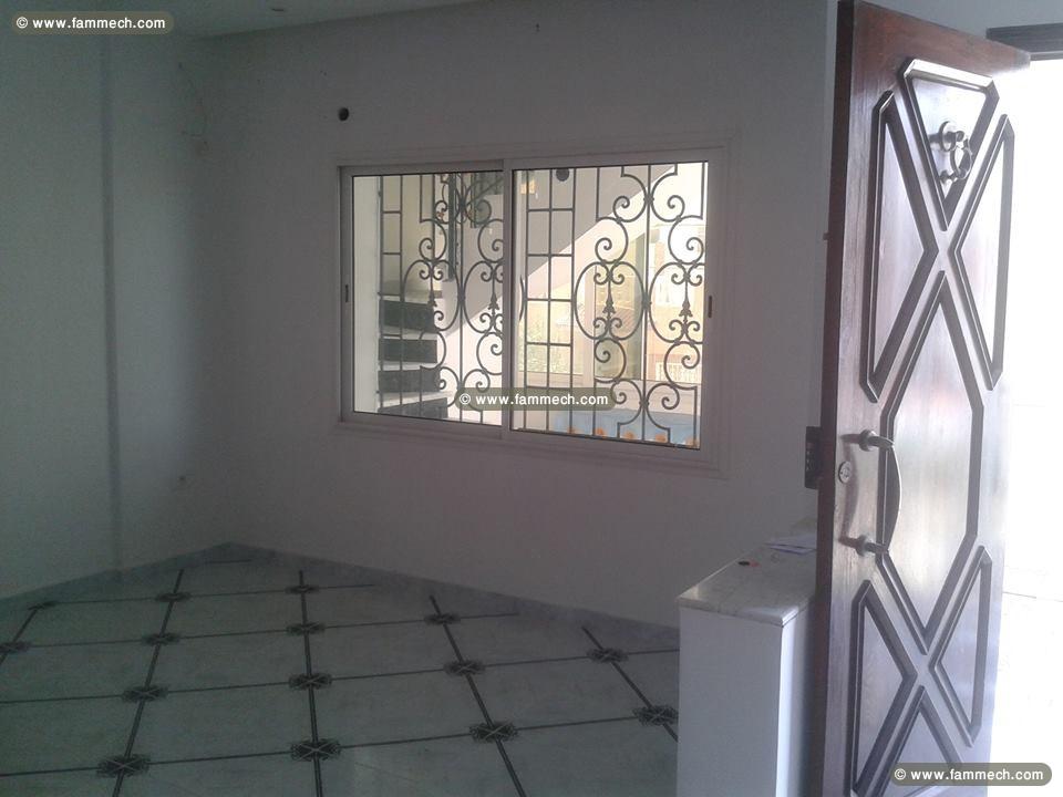 Étage de villa à louer (S+2) El Agba 