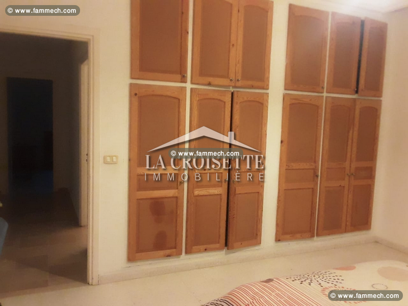 Etage de villa meublé S+3 à La Marsa  MEL0387