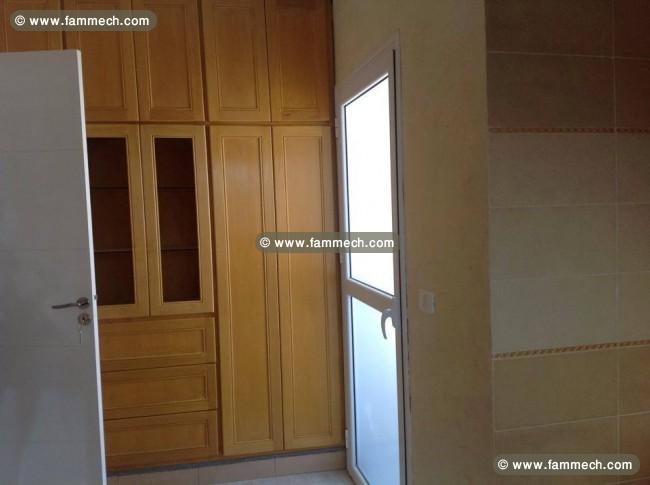 Etage de villa S2 jamais habiter cité les pins
