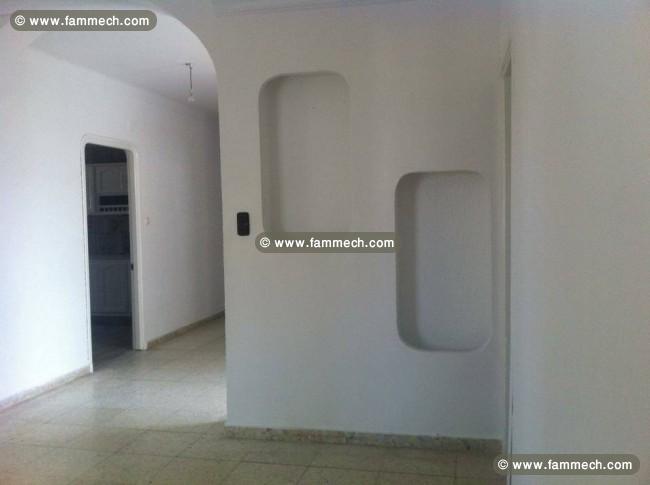 Etage de villa s4 sur la route de la marsa