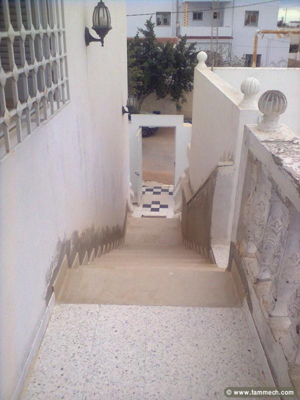 Etage villa a gremda km 5