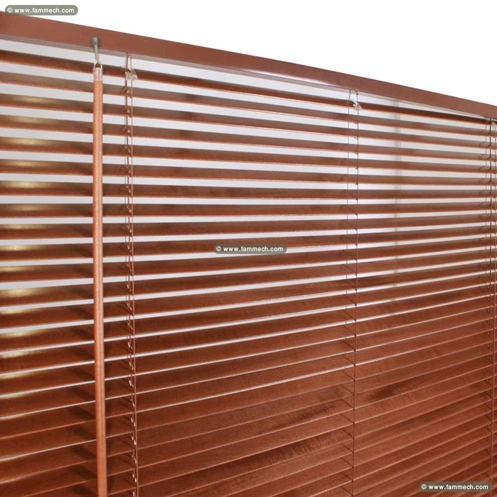 FABRICATION STORE EN BOIS 