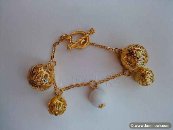 Faux bijoux 