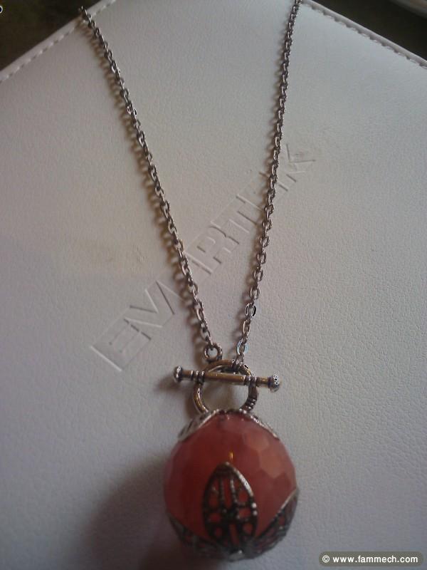 Faux bijoux 