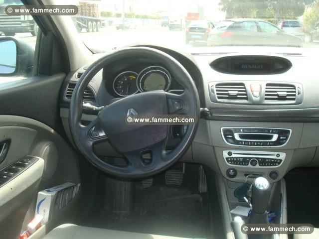 femme vend une BELLE MEGANE 3 IMPORTEE