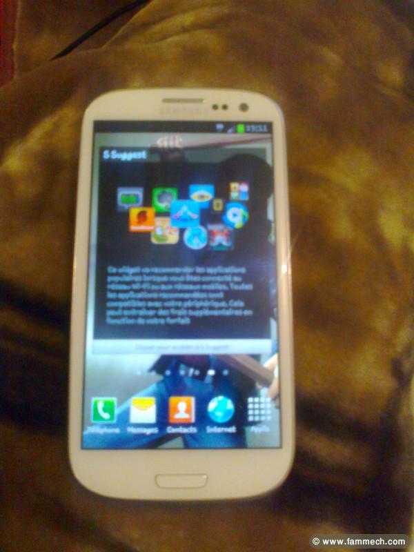 galaxie s3 blanc a vendre avec etuit