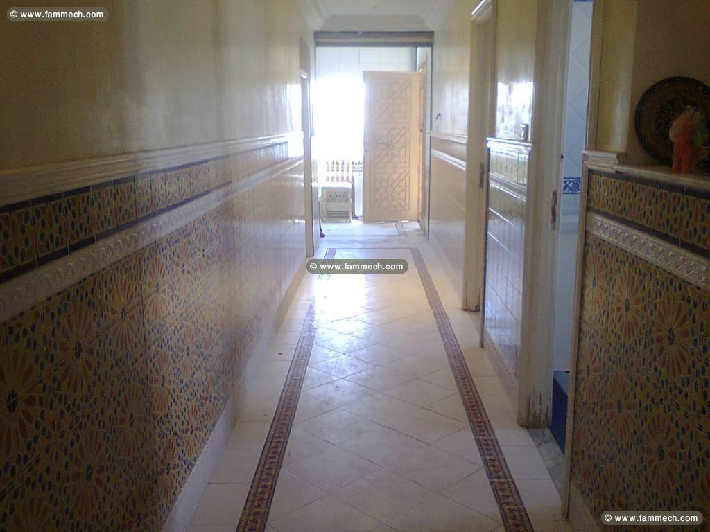 Grand etage villa a franceville