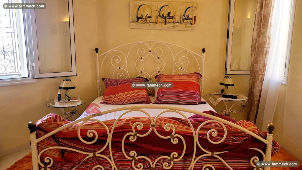 GRANDE MAISON EN ZONE TOURISTIQUE DJERBA-RÉF V590