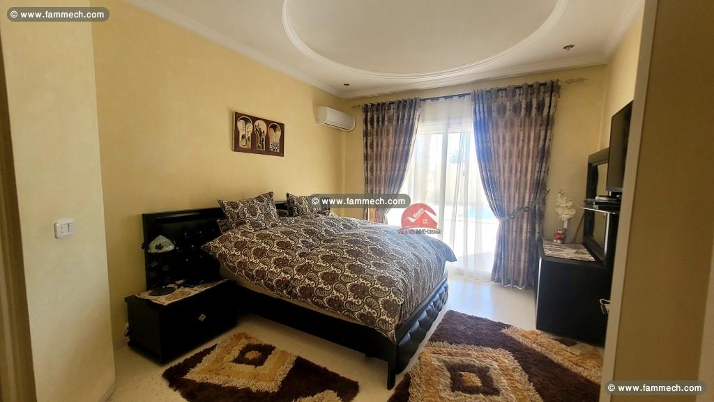 GRANDE MAISON EN ZONE TOURISTIQUE DJERBA 