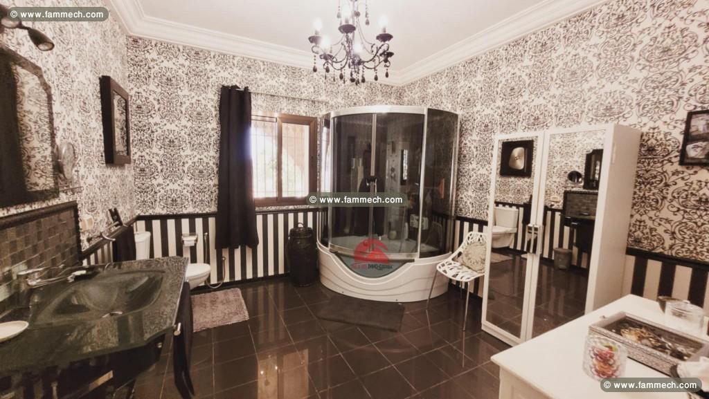 GRANDE PROPRIÉTÉ À DJERBA MIDOUN ZA-RÉF V685