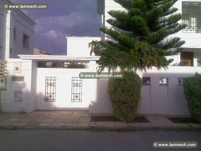 Grande villa sur la route de la marsa