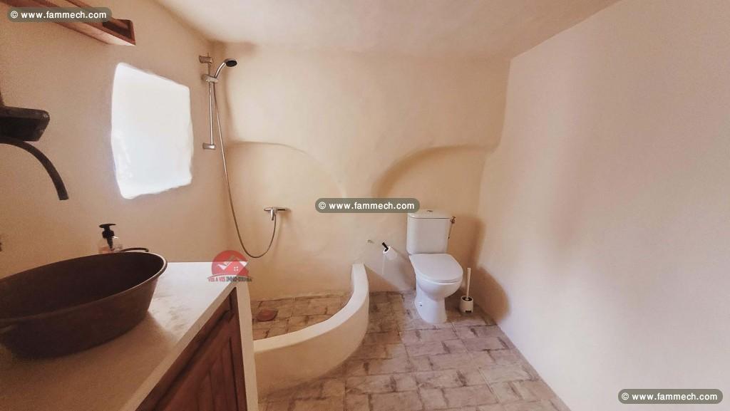 HOUCH TYPIQUE DJERBIEN À BAZIM DJERBA ZA-RÉF V687