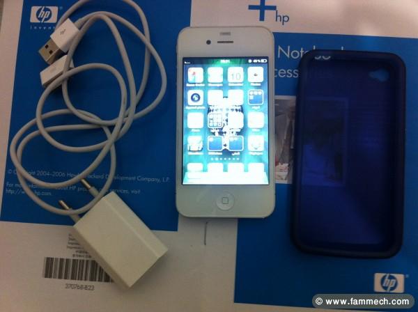 I phone 4 16g blanc débloque officiel