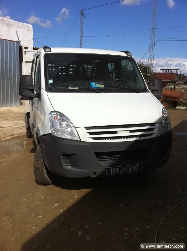 iveco benne 7 place 102000km de juin 2007