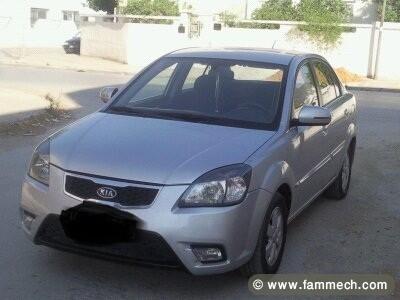 kia rio en trés bonne etat
