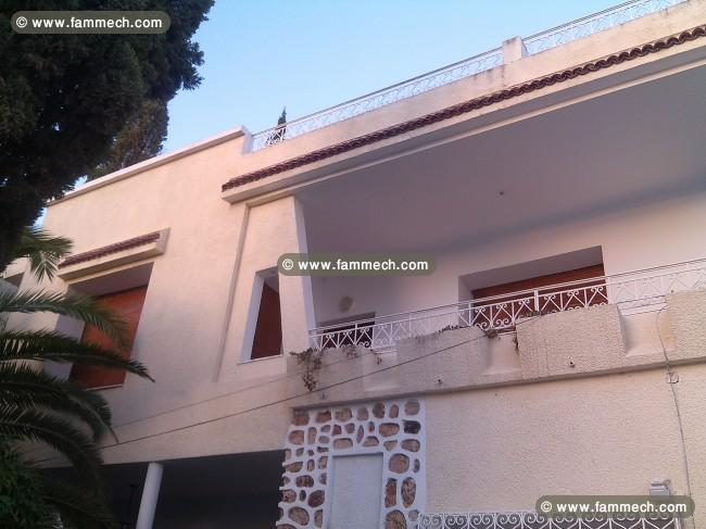 location d'un beau étage d'une villa