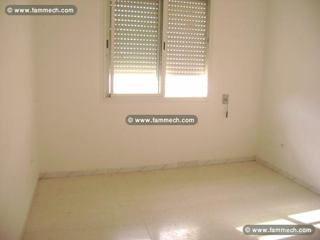 location maison 3 chambres+ 2salons+2 salles bain
