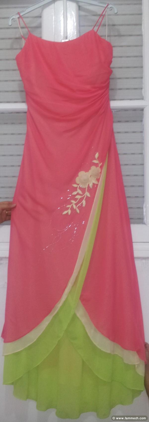lot de robe et tailleur, kaftan, de grande marque 