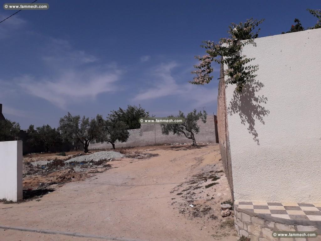 Lot de terrain de 200 m2 a 100000 dt