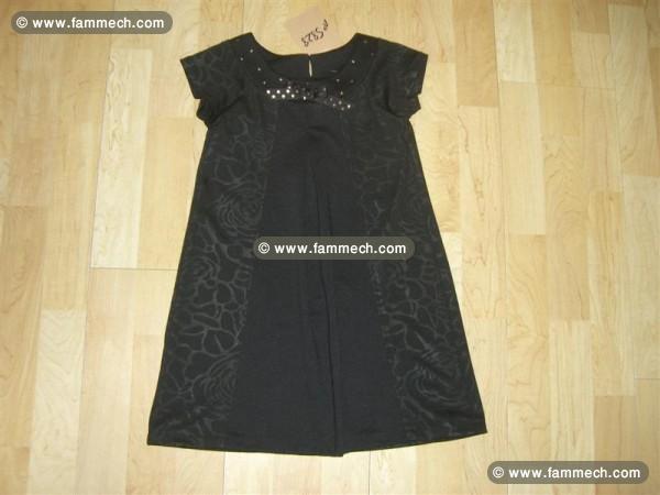 Lot des robes pour fillettes d'hiver