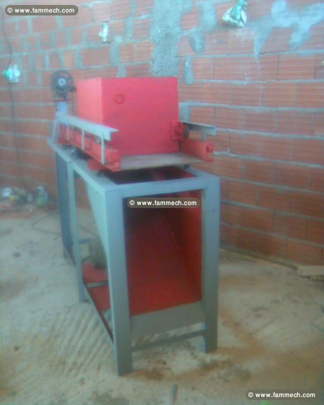 Machine à fabriquer de la sciure de bois