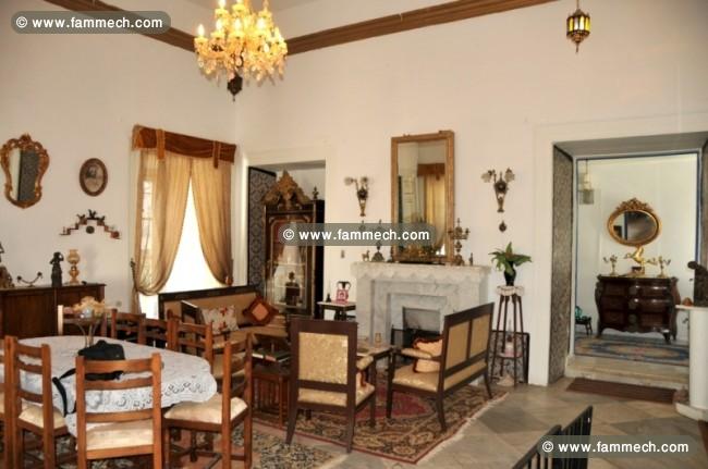 Maison 580m2 Au Coeur Centre Ville De Manouba