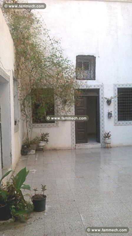 Maison arabe S+3+Boutique(medina centre ville)