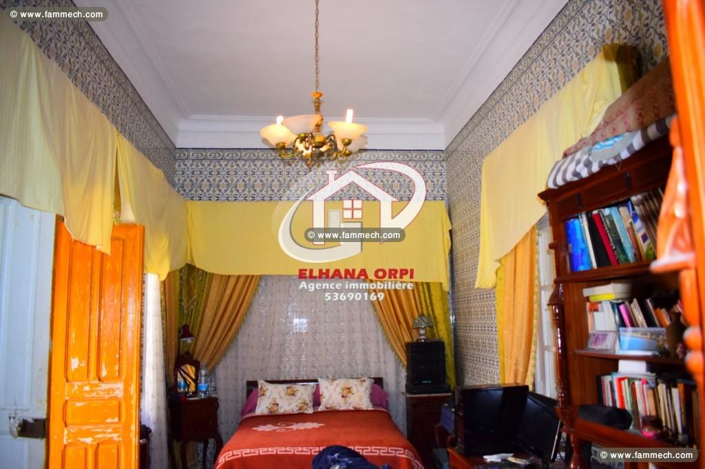 Maison arabe traditionnelle a borj erras