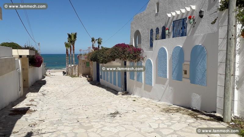 Maison bord de mer Chatt, rez-de-jardin S+1 75m2