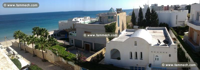 Maison bord de mer Chatt Meriem, rez-de-jardin S+1