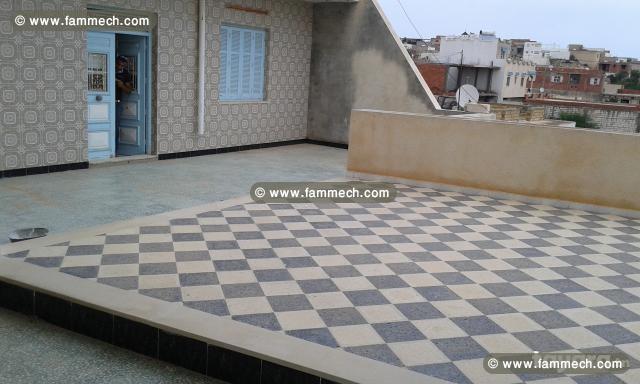 maison au premier etage s+4; 350m2