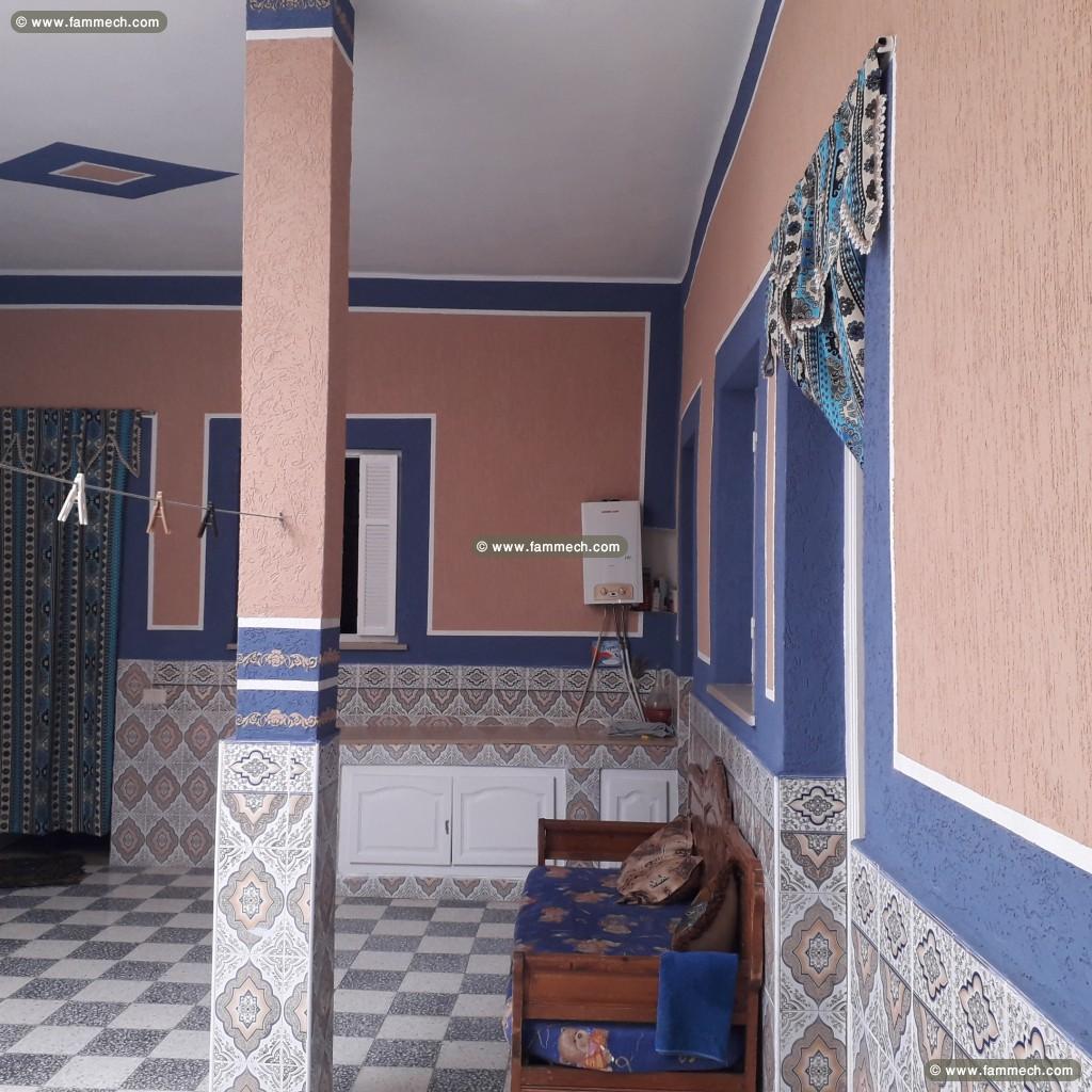 Maison de 250 m2 a 200 000 dt