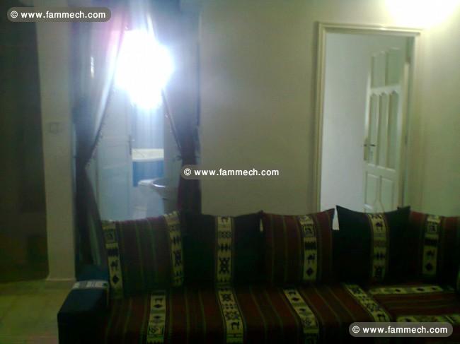 MAISON EN BONNE ETAT CONTIENT SUR 3 ETAGE