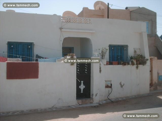 Maison en très bonne état , a Djerba 