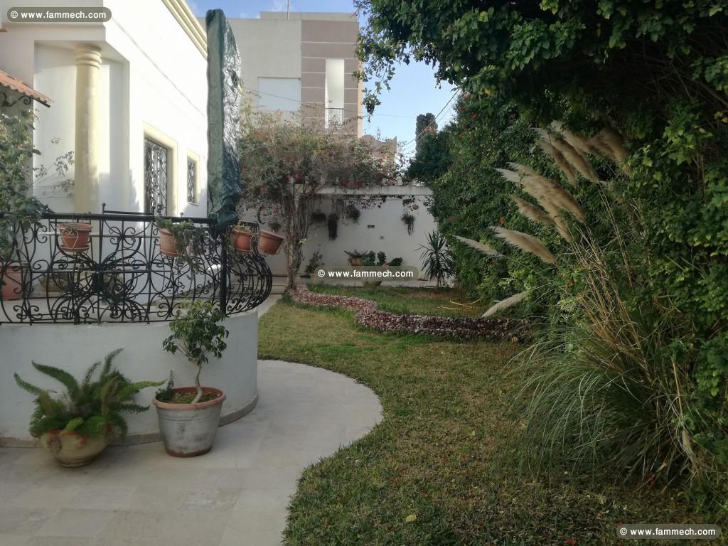 Maison Haut Standing de 565m2 à Boumhal