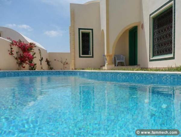 Maison meublé avce piscine  vue de mer Djerba