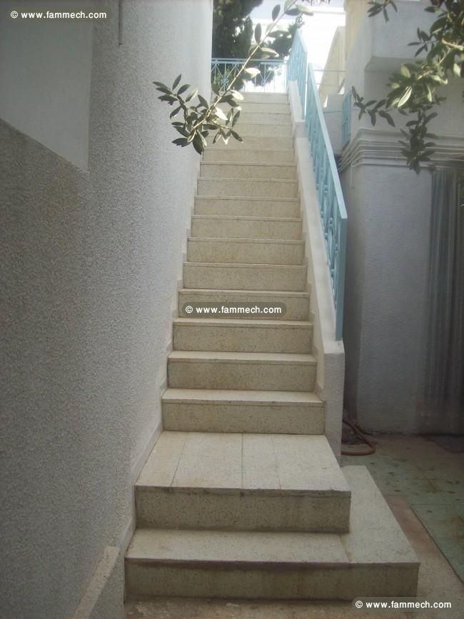 Maison S+3 cité des juges 1 la Marsa.