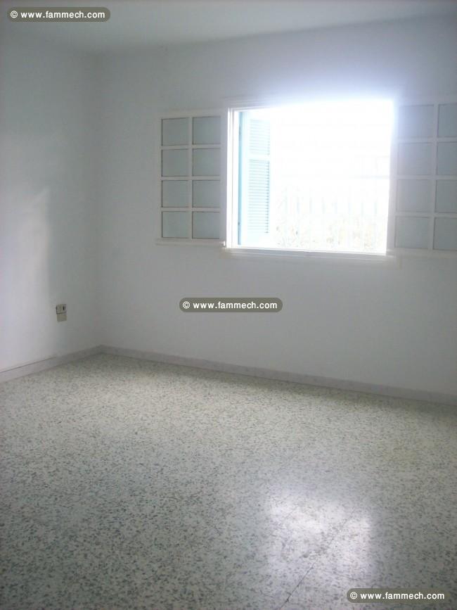 Maison S+3 cité des juges 1 la Marsa.