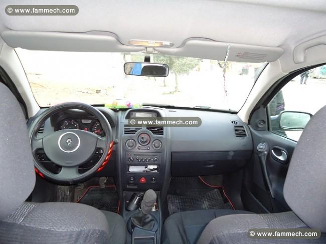 Megane sedan très propore