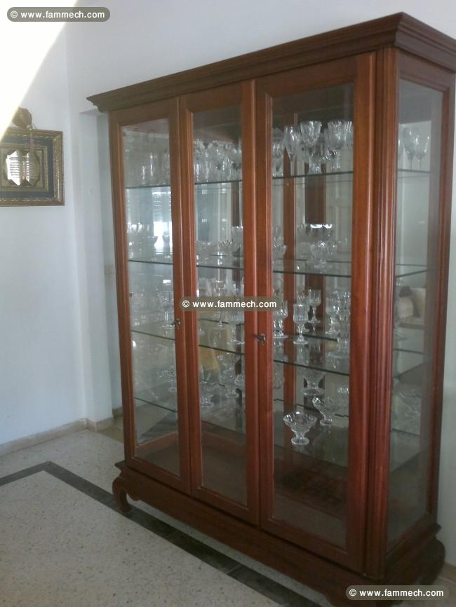 meuble en bois noble