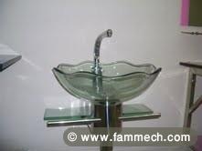 meuble salle de bain en verre