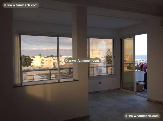 Penthouse s+3 très haut standing khereiddine plage