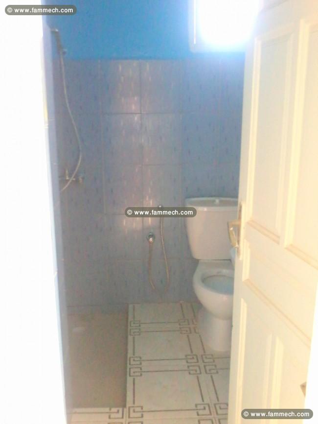 Petit studio et un terrain de 424 m2