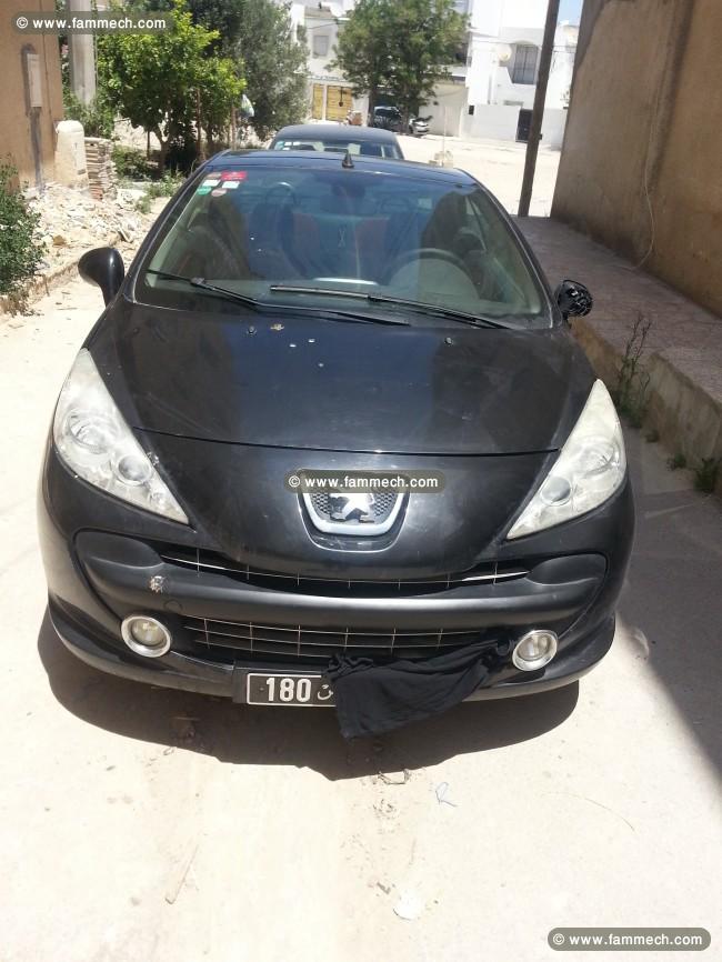 Peugeot 207 cc très propre