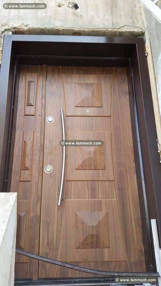 PORTE BLINDEE 