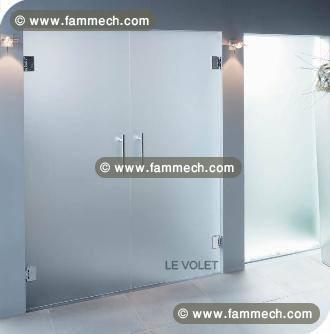 Porte ouvrante totalement vitrée