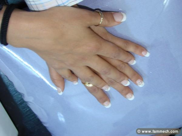 Pose de faux ongle à prix imbattables
