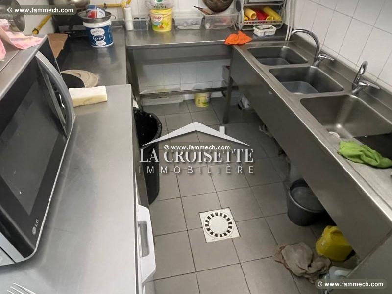 Restaurant aménagée et équipé  a soukra 