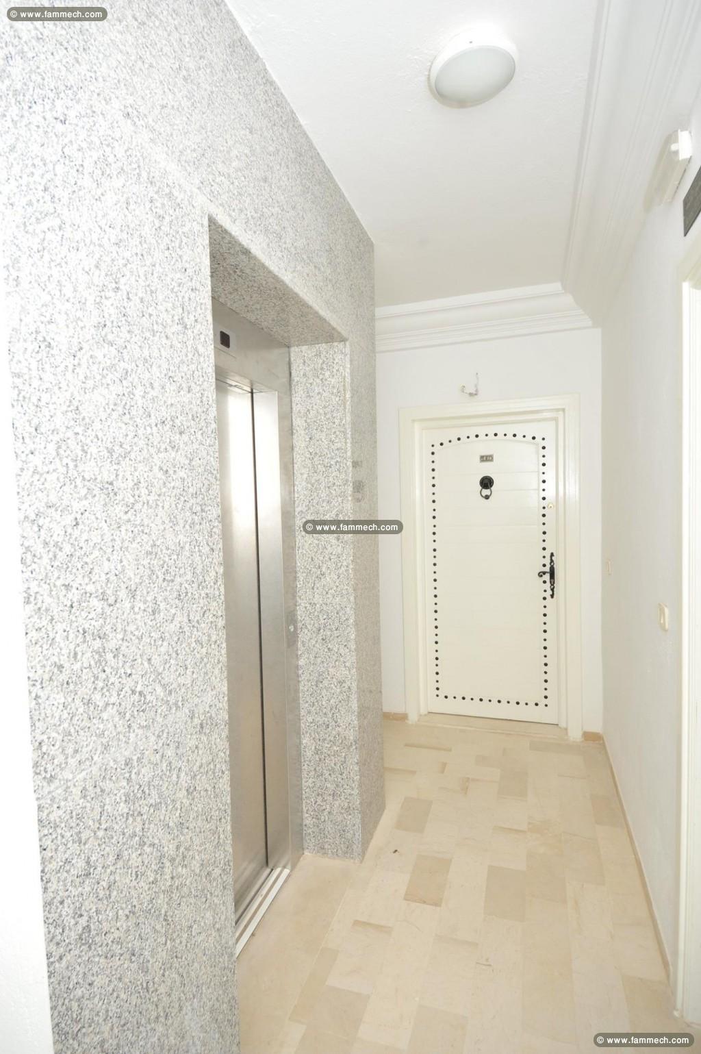 reste 3appartements a vendre