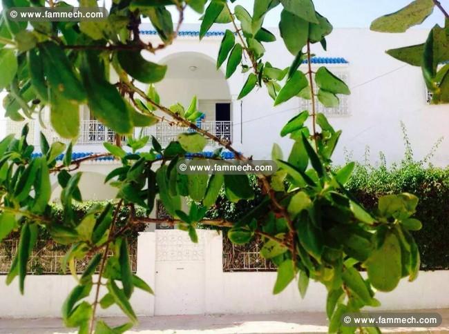 Rez de jardin s3-Derrière stade de la Marsa